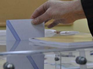 Όπως όλα δείχνουν, από την δυναμική που ήδη διαφαίνεται, η Φώφη Γεννηματά θα πρωτεύσει και στο δεύτερο γύρο. Φυσικά οι εκπλήξεις δεν αποκλείονται, όμως είναι ιδιαίτερα δύσκολο το 25% να γίνει 50% συν μία ψήφος. Θα ήταν όμως ολέθριο λάθος το καινούργιο που φέρνει ο Ν. Ανδρουλάκης να πεταχτεί στον κάλαθο των αχρήστων, από τη νέα επικεφαλής του λεγόμενου προοδευτικού χώρου. Λεγόμενου, γιατί οφείλει να αποδείξει ότι η ονομασία ανταποκρίνεται και στο αντίστοιχο περιεχόμενο.