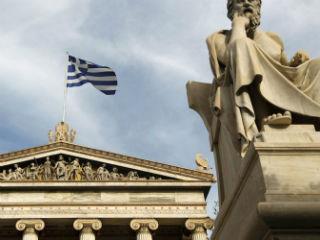 Αντίθετα από τον Αριστοτέλη, ο κ. Γαβρόγλου θέλει να υπονομεύσει το εκπαιδευτικό σύστημα το οποίο προσέφερε και στον ίδιο ευκαιρίες ανάδειξης. Κάνει ότι μπορεί για να υποβάλει παρόντες και μέλλοντες σπουδαστές στη δοκιμασία της ισοπέδωσης και της αποβλάκωσης. Πρωταγωνιστές στην αντιμεταρρύθμιση του ΣΥΡΙΖΑ δεν είναι οι εργάτες και οι αγρότες αλλά οι ριζοσπάστες της αστικής τάξης με κάποιο μπαμπά που τους χρηματοδοτεί θέλοντας και μη.