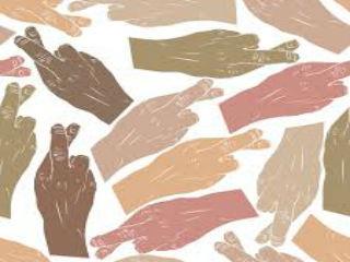 Είναι χαρακτηριστικό ότι η κυβέρνηση επαίρεται για την πραγματοποίηση, το 2016, πρωτογενούς πλεονάσματος οκταπλασίου του συμφωνηθέντος 0,5% επί του ΑΕΠ με τους δανειστές. Και τούτο, βεβαίως, με την φορολογική αφαίμαξη, τις χιλιάδες κατασχέσεις, την αύξηση των οφειλών στις εφορίες και τα ασφαλιστικά ταμεία, την διόγκωση των ”κόκκινων δανείων’’, την μείωση των τραπεζικών καταθέσεων και την μη πληρωμή ληξιπρόθεσμων υποχρεώσεων του δημοσίου.