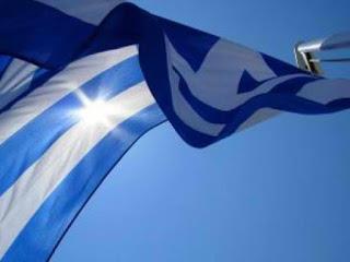 Αν υποθέσουμε λοιπόν ότι από το 2020 μέχρι και το 2022 θα υπάρξει πράγματι 4% ετήσια αύξηση του ΑΕΠ και τα πρωτογενή πλεονάσματα θα είναι ετησίως και στα τρία επόμενα χρόνια 3,5% του ΑΕΠ, τότε θα έχουμε με αυτά τα δεδομένα την εξής εξέλιξη.