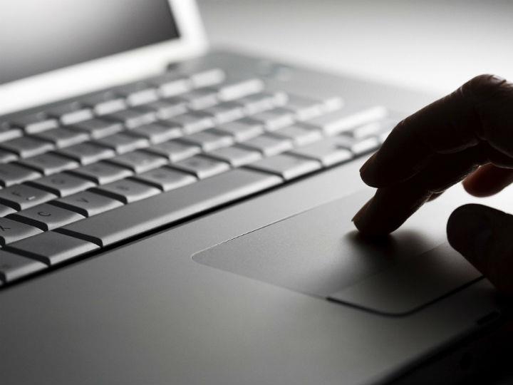 Η πανδημία φαίνεται ότι αλλάζει ραγδαία το παραγωγικό  μοντέλο και φυσικά δημιουργούνται πολλά και σημαντικά ζητήματα ως προς την βιωσιμότητα του και την φύση του. 