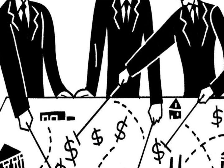 «Μετά τους πολιτικούς, ο φιλελευθερισμός δέχεται τα περισσότερα πλήγματα από δύο κυρίως κατηγορίες ανθρώπων : τους επιχειρηματίες και τους διανοούμενους.»