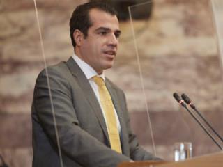 Μπαίνουμε σε αυτήν την νέα κατάσταση που εύστοχα αποκαλείται «οικονομία της ζωής» και η οποία για την ώρα απαιτεί θέληση για γνώση και αντίληψη της πραγματικότητας.