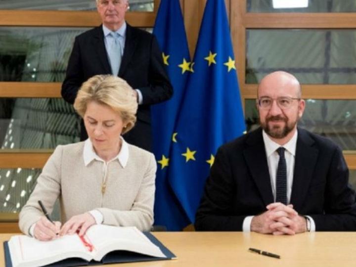 «Αυτή δεν είναι μια αποφασιστική και θαρραλέα Ευρώπη. Είναι μια Ευρώπη τού «βλέποντας και κάνοντας». Είναι μια Ευρώπη που, δυστυχώς, συνεχίζει να «παίζει με τη φωτιά», όπως κατ’ επανάληψη έχω πει.»