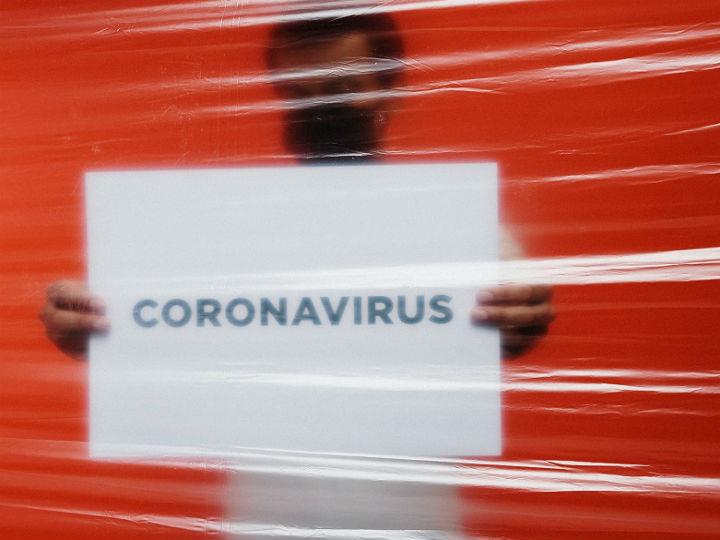 Η εξάπλωση του Covid 19 δεν είναι παρά μόνο ένα παράδειγμα της παγκόσμιας αυτοκρατορίας των ανθρώπων και του υπερσυνδεδεμένου χαρακτήρα των σύγχρονων κοινωνιών μας: παγκοσμιοποίηση, κυκλοφορία κεφαλαίων, τουρισμός, μετανάστευση, διεθνείς ανταλλαγές…