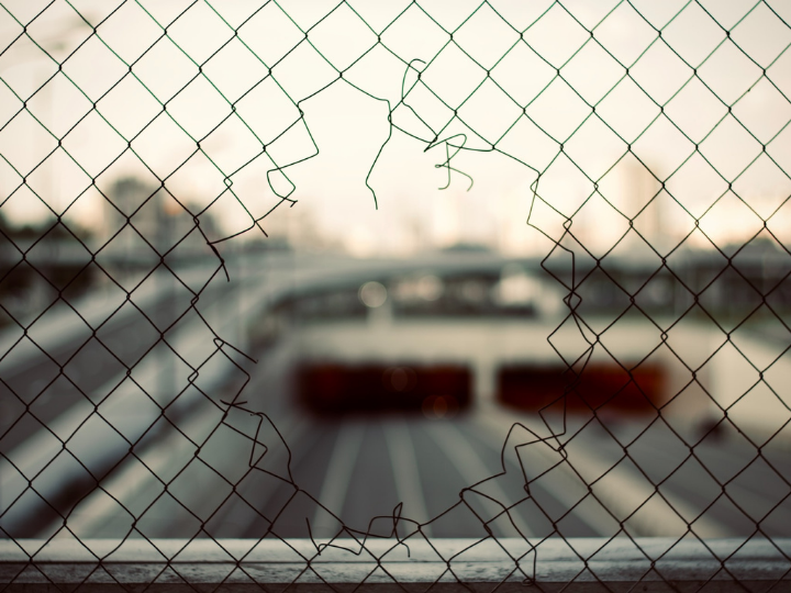 «Χρειάζονται μεταρρυθμιστικές πρακτικές, αλλά πιο πολύ είναι απαραίτητες μεταρρυθμιστικές ιδέες και πνοή. Ο αβέβαιος άνθρωπος χρειάζεται μια πολιτική αφήγηση για να πιαστεί απ’ αυτήν και να σταθεροποιηθεί κάπου.»