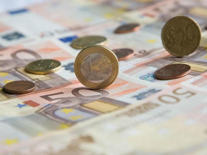 «Αν δεν πληρώσουν οι πλούσιοι, ο κίνδυνος για τη δημοκρατία για τον οποίο μιλάει ο Piketty, θα εκδηλωθεί με βίαιες ανατροπές, που έχουν ήδη αρχίσει. Το δόγμα «Νόμος και Τάξη» που εγκαθιδρύει το «σύστημα» δεν θα καταφέρει να το υπερασπιστεί.»