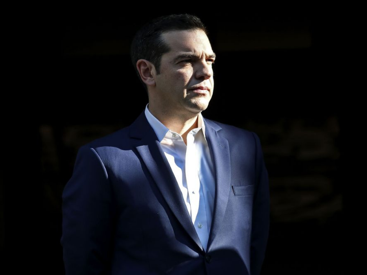 «Το πρόβλημα με τον Αλέξη Τσίπρα είναι ότι στην εσωτερική πολιτική σκηνή έχει χάσει κύρος και φερεγγυότητα, παράλληλα δε του είναι δύσκολο να απαλλαγεί από τα σύνδρομα του λαϊκισμού που τον έφεραν στην εξουσία το 2015.»