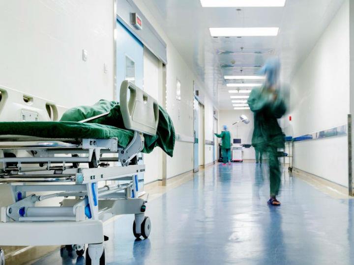 «Η επιτυχής αντίδραση της χώρας μας στο πρώτο κύμα του κορωνοϊού με την προσεκτική εφαρμογή των τριών αυτών συνθηκών ανάσχεσης του είναι η τρανότερη διαπιστωτική απόδειξη ότι τα μέτρα αυτά είναι αποτελεσματικά.»