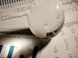 Ο Σύριζα, προεκλογικά, αντιπαρέβαλε προς το πρόγραμμα της τότε κυβέρνησης – το οποίο, μας έλεγε, συνίστατο στο mail Χαρδούβελη – ‘’το πρόγραμμα της Θεσσαλονίκης’’, το οποίο ανέπτυξε ο κ. Τσίπρας στην ΔΕΘ τον Σεπτέμβριο 2014.