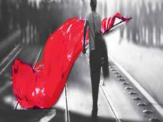 Η κυβέρνηση αυτή έχει βγει  εκτός χρόνου. Έχει χαθεί μεταξύ σοσιαλιστικών θεωριών κεντρικού σχεδιασμού (4 μόνο άδειες τηλεοπτικές) και νεοφιλελεύθερων απορρυθμίσεων (όποιος δώσει τα περισσότερα τις παίρνει).