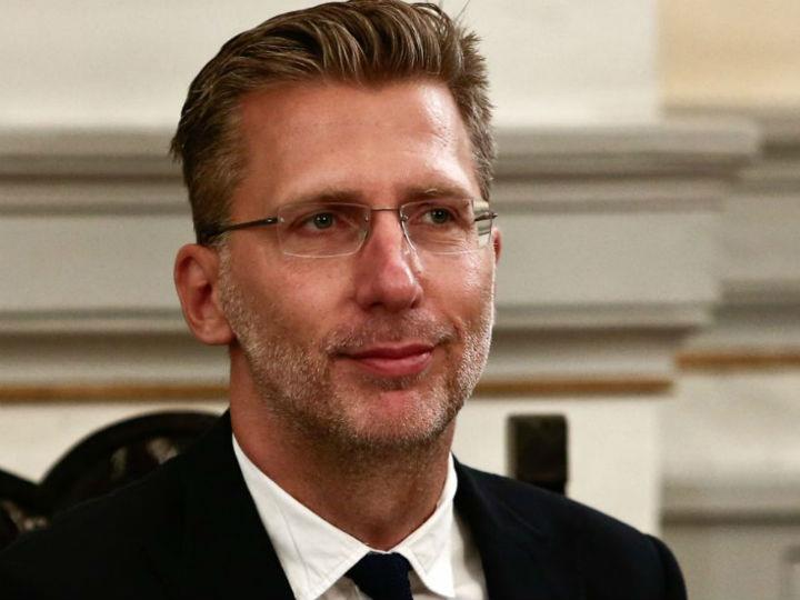 Σήμερα λιγότερο από το 1/ 10 των διαθέσιμων κλινών ΜΕΘ φιλοξενεί περιστατικά COVID- 19 ενώ ταυτόχρονα προστίθενται συνεχώς νέες μονάδες εντατικής θεραπείας στο σύστημα, μία παρακαταθήκη για το μέλλον.