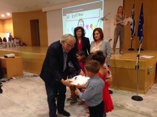 Όπως μου είπε ο φίλος, ο Μπαλτάς αρνήθηκε, με την αιτιολογία ότι η νέα ηγεσία του υπουργείου Παιδείας (υπό Μπαλτά εννοείται) δεν πιστεύει στην χρήση της πληροφορικής στα Δημοτικά Σχολεία!