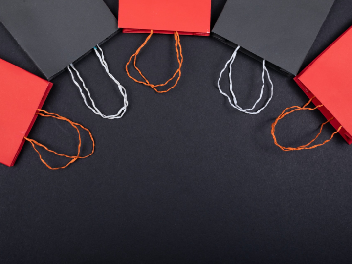 «Στη χώρα μας, οι εισαγωγείς τα κατάφερναν πάντα περίφημα. Εκπαιδευμένοι και αυτοί και το προσωπικό τους από τις  ξένες βιομηχανικές επιχειρήσεις που εκπροσωπούσαν στην Ελλάδα,  τα κατάφερναν περίφημα στο μάρκετινγκ και την προώθηση των προϊόντων τους».