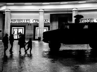 Οι σημερινοί εχθροί του πολιτισμένου κόσμου θέλουν να τον καταργήσουν. Θέλουν να μην υπάρχει στην οικουμένη ίχνος ορθού λόγου, ίχνος δικαίου, ίχνος ελευθερίας. Ο ισλαμικός βόρβορος θέλει το απόλυτο σκοτάδι. Διότι δεν αντέχει το φως. Θέλει μία ανθρωπότητα που θα κατάκειται από ζώα τζιχαντιστικού τύπου.