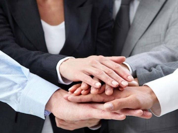 «Ο παραγόμενος πλούτος από τον άνθρωπο πρέπει να συμβάλλει στην κοινωνική ευημερία και όχι στην παραγωγή επικίνδυνων κοινωνικών ανισοτήτων και ανισορροπιών στο φυσικό περιβάλλον τόσο σε εθνικό όσο και σε πλανητικό επίπεδο.»