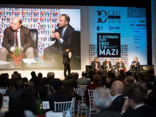 1ο panel: «Μπορεί ο Έλληνας να συνεργαστεί;», με συντονιστή τον δημοσιογράφο Νίκο Υποφάντη και τους (από αριστερά) Ανδρέα Αθανασόπουλο, Κωνσταντίνο Μαχαίρα, Γιώργο Βελέντζα, και Μάρκο Βερέμη.