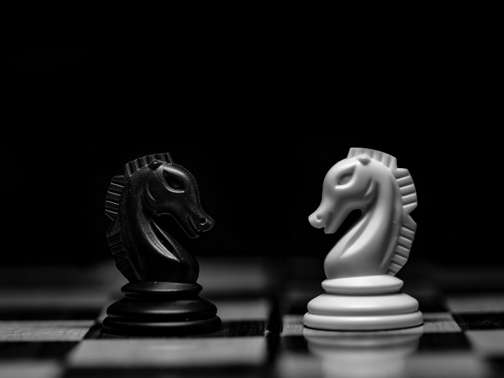 Ενώ επιμένει ως αρχή ότι οι δύο αυτές χώρες έχουν το δικαίωμα της επιλογής της ένταξης, από την άλλη μεριά γίνεται παρασκηνιακώς αποδεκτό ότι στην πράξη δεν υπάρχει προοπτική ένταξης.