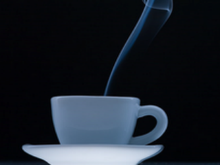 Η προσαρμογή της γεύσης στην πορτοκαλάδα της, ώστε να είναι πιο κοντά στις γευστικές προτιμήσεις των Ελλήνων, ο επανασχεδιασμός των συσκευασιών ΗΒΗ, αλλά και η συμμετοχή της από αύριο, για πρώτη φορά στην ιστορία της, στην έκθεση HoReCa, είναι κάποιες κινήσεις που δείχνουν ότι η PepsiCo επιδιώκει να γίνει πιο ενεργή στην ελληνική αγορά.