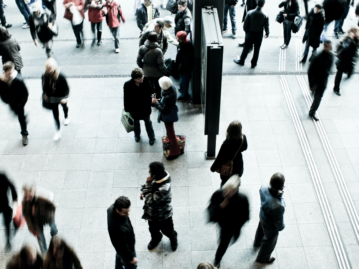 Η αλληλεπίδραση και αλληλεξάρτηση των κοινωνιών σε συνδυασμό με τις πλανητικής εμβέλειας ανισορροπίες, που δημιουργούνται, οξύνουν την κατάσταση, απειλούν την συνεκτική τους πορεία και σε βάθος χρόνου την βιωσιμότητα τους. 