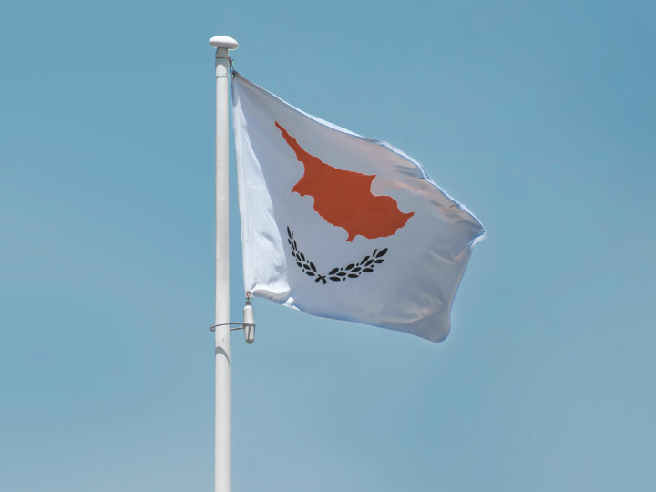 Για τις εν εξελίξει εκλογές, ο σχεδιασμός του ΑΚΕΛ έχει ξεκινήσει από πολύ καιρό. Αιχμή της πολιτικής του είναι η αναζωπύρωση παθών, ο διχασμός και η επιδίωξη «Λύση κι ό,τι νάναι».