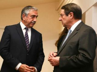 Σήμερα μπορούμε αβίαστα να συμπεράνουμε ότι οι πραγματικοί στόχοι της Τουρκίας είναι κατάληψη, δολίως, ολόκληρης της Κύπρου και με τέτοιο προφανή εχθρό δεν υπάρχουν περιθώρια για τεχνητές διαφορές μεταξύ μας. Επίσης αναδύεται επιτακτικά η ανάγκη επανατοποθετήσεως του Κυπριακού στον αρχέγονο στόχο για Απελευθέρωση από τον εισβολέα.