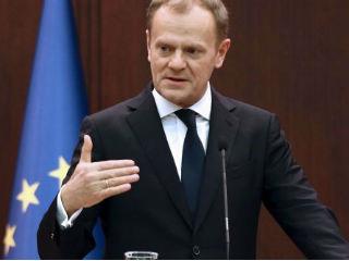 Το ζήτημα της κομματικής προέλευσης σπάνια είναι θέμα προτεραιότητας για τους ηγέτες της ΕΕ, όταν αποφασίζουν για την πλήρωση αντίστοιχων θέσεων. Ο Στάνισεφ αρνήθηκε να σχολιάσει σχετικά μια έκθεση, η οποία αμφισβητείται από τους συνεργάτες του Φρανσουά Ολαντ, σύμφωνα με την οποία ο σοσιαλιστής ηγέτης θα ήθελε να αντικαταστήσει Τουσκ μετά τις προεδρικές εκλογές της Γαλλίας το Μάιο.