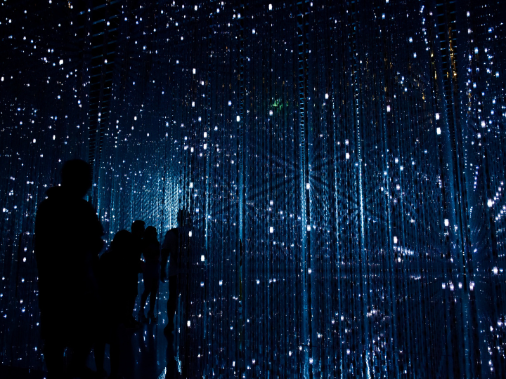 Με την αλγοριθμική κβαντομηχανική -και έναν πρωτοφανή για την τεχνολογική ιστορία υπολογιστικό ταιηλορισμό-το σύστημα καταφέρνει να αναδιαρθρώνεται.