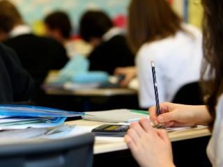 «Την κοινήν γνώμην, αν δεν την έχω σύμφωνον, εννοώ να την διαπαιδαγωγήσω και όχι να παρασύρωμαι από αυτήν».Απολογισμός του έργου της κυβέρνησης Βενιζέλου, Σεπτέμβριος 1930.