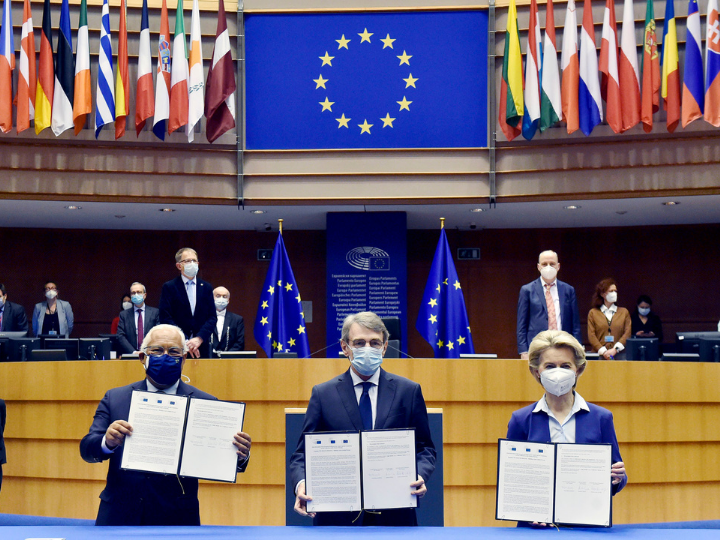 Η εκτελεστική επιτροπή ενέκρινε την πολύγλωσση ψηφιακή πλατφόρμα που θα επιτρέψει στους πολίτες σε ολόκληρη την ΕΕ να συνεισφέρουν στη Διάσκεψη. Συμφώνησε επίσης σχετικά με τις μεθόδους εργασίας της και σημείωσε πρόοδο στις προετοιμασίες για την εναρκτήρια εκδήλωση την Ημέρα της Ευρώπης (9 Μαΐου).