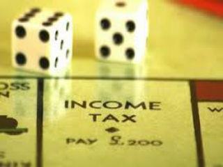 Τα υπόλοιπα είναι πολιτική φλυαρία και σπέκουλα, που ερεθίζουν τα κουτσομπολίστικα ένστικτα μιας κατηγορίας συμπολιτών μας, ουδέν όμως προσφέρουν στα Ταμεία του Κράτους.