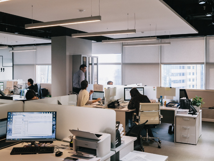 Δύο στις τρεις εταιρείες αναφέρουν ως βασικό κίνητρο για την υλοποίηση ενός προγράμματος μετασχηματισμού την αναδιάρθρωση της επιχείρησης με στόχο την ανάπτυξη, ενώ, ως δεύτερη επιλογή, ακολουθεί η αξιοποίηση των ευκαιριών της ψηφιακής τεχνολογίας (62%).