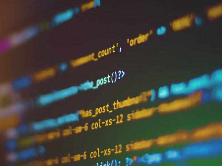 «Παρεμβάσεις σε έξι στρατηγικούς άξονες (συνδεσιμότητα, ψηφιακές δεξιότητες, ψηφιακός μετασχηματισμός επιχειρήσεων, ψηφιακές δημόσιες υπηρεσίες, καινοτομία, αξιοποίηση προηγμένων τεχνολογιών) που αφορούν κάθε είδους κοινωνική και οικονομική δραστηριότητα επί ξηράς και… αέρος.»