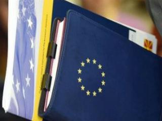 Οι Έλληνες πολίτες ζητούν από το ΕΚ να δώσει προτεραιότητα στην καταπολέμηση της ανεργίας των νέων και τις έντονες προσπάθειες για πλήρη απασχόληση σε όλες τις χώρες της ΕΕ (46%).