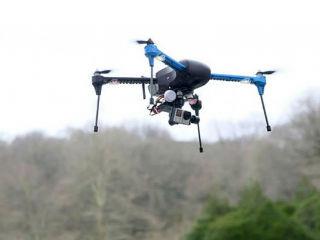 Η Ύπατη Εκπρόσωπος και αντιπρόεδρος της Επιτροπής Φεντερίκα Μογκερίνι δήλωσε: «Σε μια εποχή νέων προκλήσεων σε όλο τον κόσμο, εντείνουμε τις προσπάθειές μας στο εσωτερικό της Ευρωπαϊκής Ένωσης για να αντιμετωπίσουμε τις υβριδικές απειλές – στο πεδίο του κυβερνοχώρου, της παραπληροφόρησης ή της αντικατασκοπείας. Μαζί με τα κράτη μέλη και τους εταίρους μας, όπως το NATO, εργαζόμαστε για την ενίσχυση, αφενός, των ικανοτήτων μας να αντιμετωπίζουμε υβριδικές απειλές και, αφετέρου, της ανθεκτικότητάς μας σε χημικούς, βιολογικούς, ραδιολογικούς και πυρηνικούς κινδύνους, ώστε να προστατεύουμε αποτελεσματικά τους πολίτες μας.»