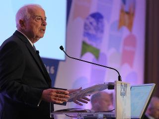 Ρόλος και ευθύνη μας είναι να αποτελέσουμε με τις θέσεις μας και την δουλειά μας έναν πόλο σταθερής προοπτικής σε μία εποχή πολιτικής ρευστότητας και οικονομικής αβεβαιότητας. 