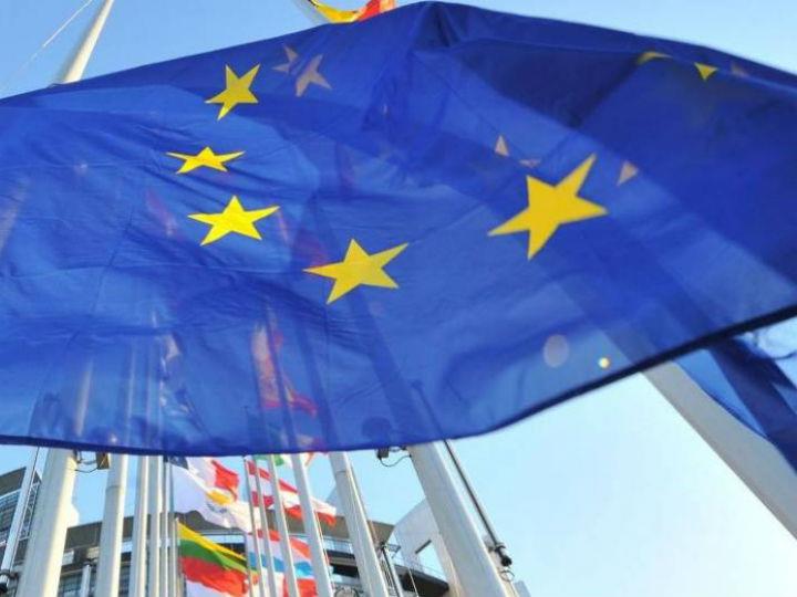 «Εν μέσω κρίσης, η ΕΕ ξεπέρασε τις διαφωνίες και έδειξε πνεύμα ειλικρινούς αλληλεγγύης με τους φίλους και εταίρους μας. Χαιρετίζω την, έστω και με καθυστέρηση, απόφαση να ξεκινήσουν οι ενταξιακές διαπραγματεύσεις με την Αλβανία και τη Βόρεια Μακεδονία, αν και δυστυχώς έπρεπε να περιμένουμε μέχρι τώρα για να πραγματοποιηθεί αυτό το σημαντικό βήμα...»