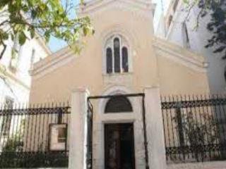 Η πνευματικότητα της θρησκείας περιορίζεται στις αναζητήσεις των ειδικών και σε μέρος του κλήρου και καταλήγει σε ένα είδος δεισιδαιμονίας των φανατικών πιστών. Αφαιρείται έτσι από την πίστη ένα σημαντικό μέρος του έμφυτου δυναμισμού του χαρακτήρα της. Κάτι που θα ήταν δυνατόν να τη μετατρέψει σε σημαντικό εργαλείο εξωτερικής προβολής και πολιτικής της χώρας.