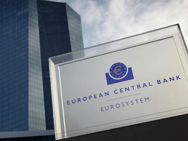 Ο δείκτης τιμών καταναλωτή στις χώρες της Ευρωζώνης ενισχύθηκε ελάχιστα, κατά 0,4%, τον Απρίλιο έναντι του ιδίου μήνα το 2019, καθώς οι τιμές των καυσίμων υποχώρησαν, όπως αναφέρει η Eurostat.