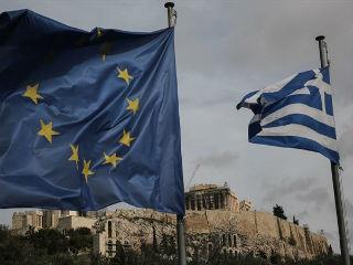 Στην Ελλάδα έχουμε εδώ και τρεισήμισι μήνες, μία κοινοβουλευτική πλειοψηφία Αριστεράς και υπερσυντηρητικής ξενοφοβικής Δεξιάς.