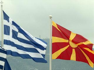 Οι δύο οικονομίες λειτουργούν συμπληρωματικά και ότι η αναμενόμενη αύξηση της οικονομικής δραστηριότητας αναδεικνύει τη Θεσσαλονίκη σε οικονομικό και πολιτιστικό κέντρο της ευρύτερης περιοχής, ενώ η Χαλκιδική και η Κατερίνη παραμένουν ελκυστικοί τουριστικοί προορισμοί.