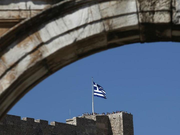 Η επέτειος των 40 χρόνων 1981- 2021 συμπίπτει με την έναρξη υλοποίησης του μεγάλου ευρωπαϊκού αναπτυξιακού προγράμματος ιστορικής σημασίας των 750 δισ. ευρώ, οποίο πρόσφατα πρότεινε η Ευρωπαϊκή Επιτροπή και φαίνεται ότι θα συμβάλει ουσιαστικά στην ταχύτερη ενοποίηση της ΕΕ μετά την αποχώρηση της Βρετανίας.