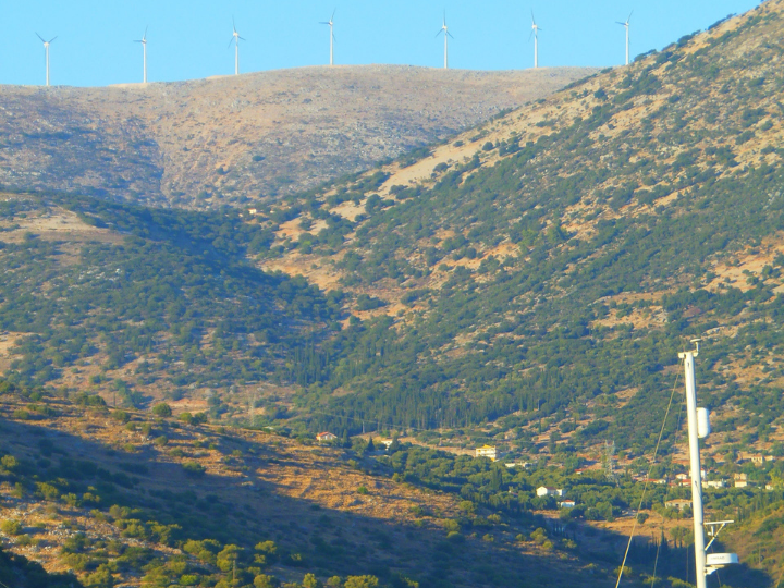 «Η ανάδειξη της χώρας σε πρότυπο κέντρο βιώσιμης ανάπτυξης με βάση τις Ανανεώσιμες Πηγές Ενέργειας αποτελεί ρεαλιστική προοπτική.»