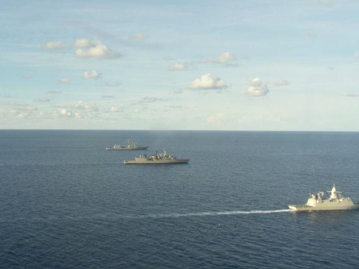 «Η Ελλάδα δεν πρέπει να περιμένει ως μάνα εξ ουρανού καμιά βοήθεια από τρίτους. Καλή είναι η διπλωματία, καλές οι συμμαχίες, όμως επί του πεδίου, αν παραστεί ανάγκη, θα βρεθεί μόνη της να τα βγάλει πέρα με τον εθνικιστή-ισλαμιστή γείτονα, που έχει καταφέρει να αφιονίσει μια μεγάλη μερίδα της κοινής του γνώμης, σε βάρος της Ελλάδας.»