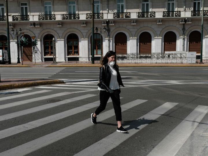 Αναγκαία φαντάζει η προσπάθεια εσωτερικής ανασυγκρότησης, οικονομικής και κοινωνικής, για να αντέξουμε τους κραδασμούς της νέας εποχής.