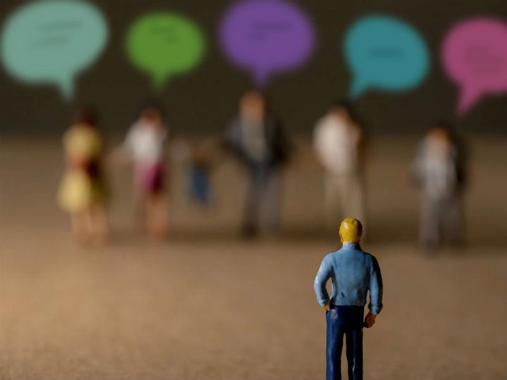 Πολύ χαρακτηριστικές είναι οι επιπτώσεις του κορωνοϊού και της κλιματικής αλλαγής στην ανθρώπινη οντότητα λόγω της κατεύθυνσης της πολιτικής διαχείρισης της δυναμικής της εξέλιξης και των ανθρώπινων παρεμβάσεων στο οικοσύστημα. 