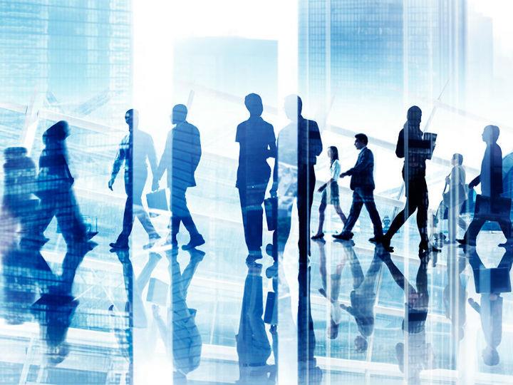 «Κάθε εμπόδιο που δυσκολεύει την επικοινωνία θεωρείται «θόρυβος», ο οποίος ενίοτε εκκολάπτεται μέσω της διαδικασίας των ψιθύρων. Και αυτοί οι τελευταίοι, σε φάσεις υψηλής αβεβαιότητας αποτελούν δεινό υπερόπλο για ανταγωνιστές και ευρύτερους εχθρούς της επιχείρησης.»