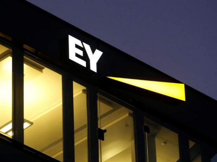 «Η εμπειρία της πανδημίας και η αποτελεσματική διαχείριση της κρίσης από ορισμένες επιχειρήσεις, φαίνεται να λειτούργησε θετικά στην προσπάθεια επαναπροσέγγισης μεταξύ των νεότερων εργαζόμενων και των εταιρειών, φορτίζοντας συναισθηματικά τη μεταξύ τους σχέση.»