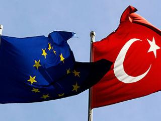 Οι αποφάσεις του Ευρωπαϊκού Συμβουλίου του Ελσίνκι αποτέλεσαν τομή στις σχέσεις Ελλάδας – Τουρκίας αλλά και στην τότε διαδικασία ένταξης της Κύπρου στην Ευρωπαϊκή Ενωση (ΕΕ).