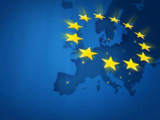 Εάν ο νέος Αμερικανός πρόεδρος θέλει να ακολουθήσει πολιτικές προστατευτισμού, η ΕΕ θα πρέπει να το εκμεταλλευτεί με την επίσπευση των εμπορικών συμφωνιών. Ναι, τα εθνικά κοινοβούλια θα είναι σε θέση να ασκήσουν βέτο σε τέτοιες συμφωνίες εάν βρίσκονται εκτός των εξουσιών της Ευρωπαϊκής Επιτροπής, η οποία έχει και το αποκλειστικό δικαίωμα να διαπραγματεύεται και να εφαρμόζει εμπορικές συμφωνίες με την προϋπόθεση ότι συνδέονται μόνον με το πετρέλαιο. Αλλά η Κομισιόν έχει την τάση να μένει προσκολλημένη στις εξουσίες της αντί να επιδιώκει τις λεγόμενες μεικτές συμφωνίες, που απαιτούν την εμπλοκή των κρατών μελών. Αυτή είναι μία μεγάλη ευκαιρία για την Ένωση να αντιμετωπίσει τον αμερικανικό προστατευτισμό. Είναι μία μεγάλη ευκαιρία για να χτίσει συμμαχίες.